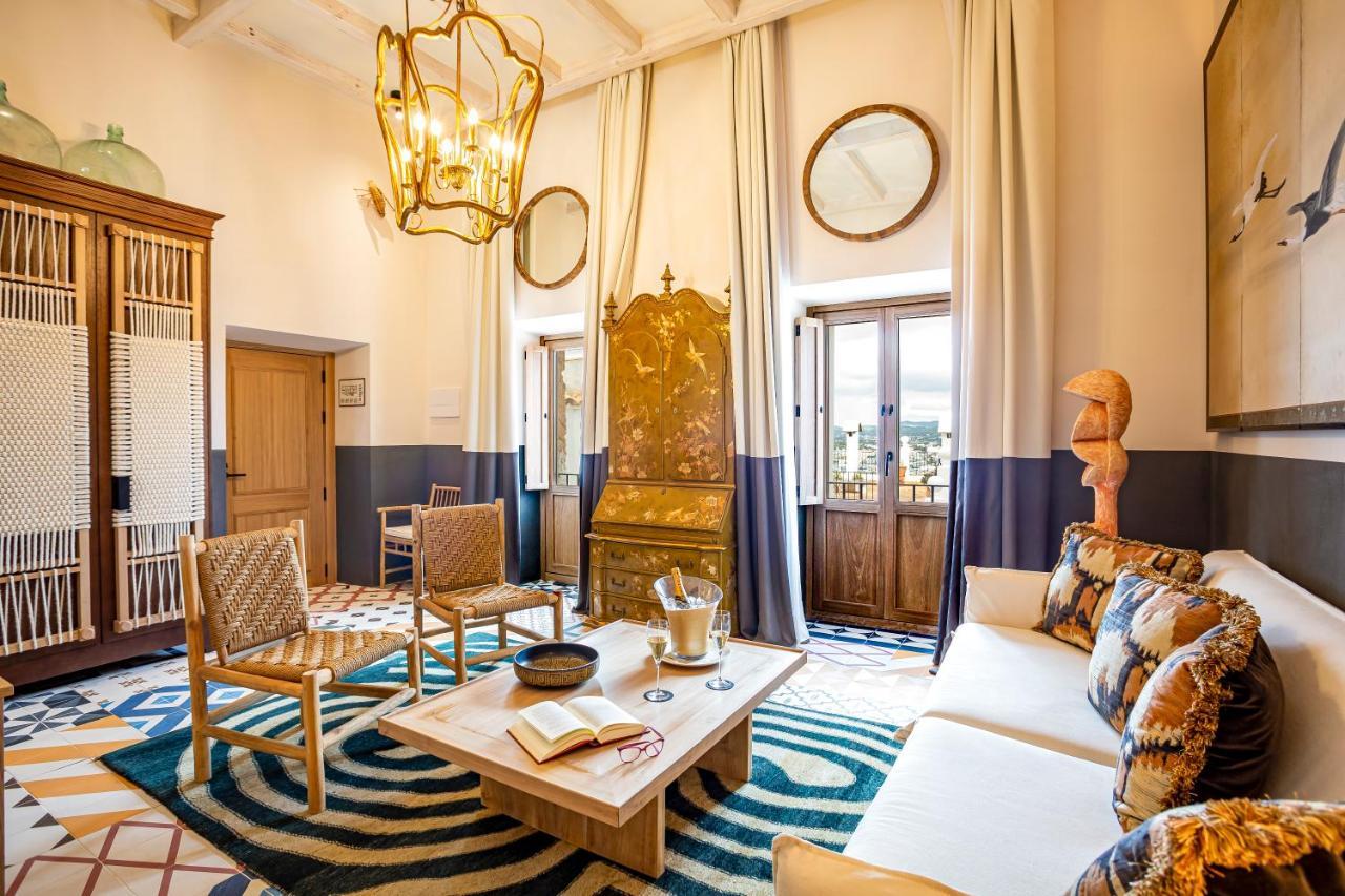 ลา ตอร์เร เดล กาโนนิโก Hotel อิบิซาทาวน์ ภายนอก รูปภาพ